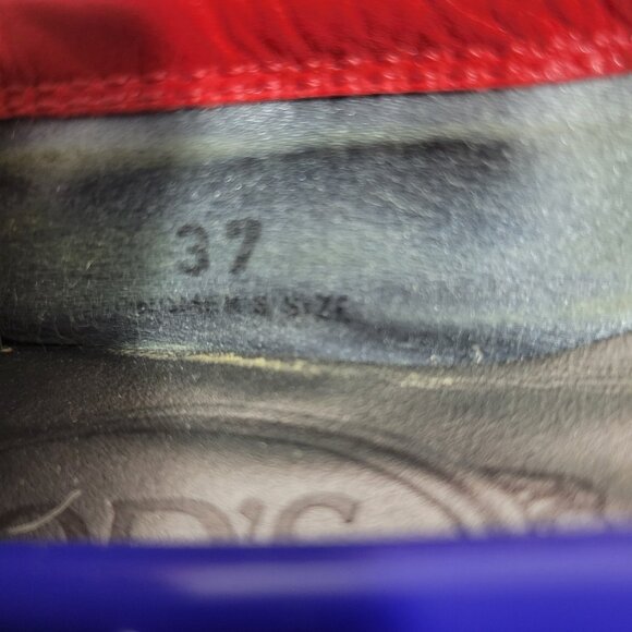 TOD'S Women's Size 37 EU 6 US Red Leather Belt Driving Ballet Scrunch Shoes - Picture 8 of 12